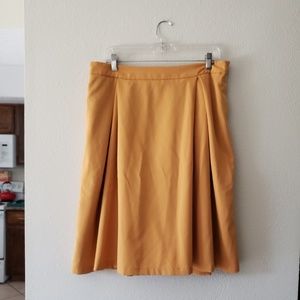 Mustard skirt